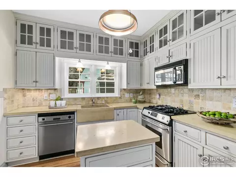 2542 Pine St, Boulder, CO 80302 photo 12