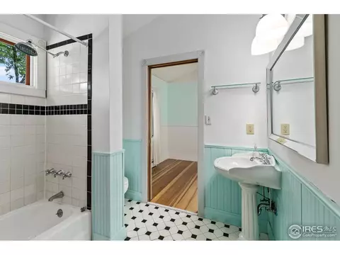 2542 Pine St, Boulder, CO 80302 photo 21