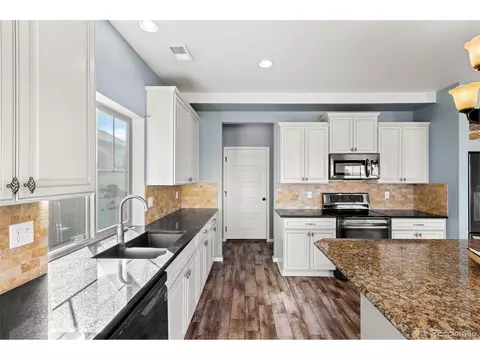 18251 E 47th Dr, Denver, CO 80249 photo 6