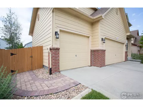 6858 Sunburst Ave, Firestone, CO 80504 photo 2