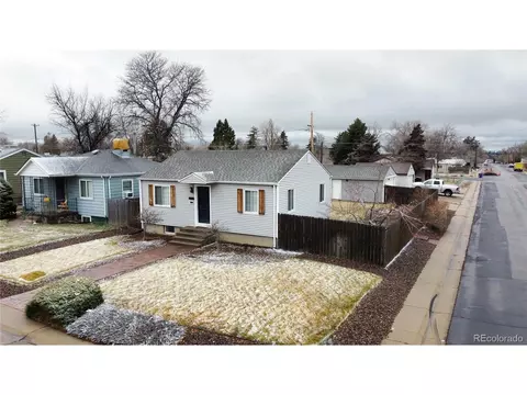 2097 Hanover St, Aurora, CO 80010