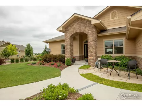 4992 Blackhawk Dr, Windsor, CO 80550 photo 2