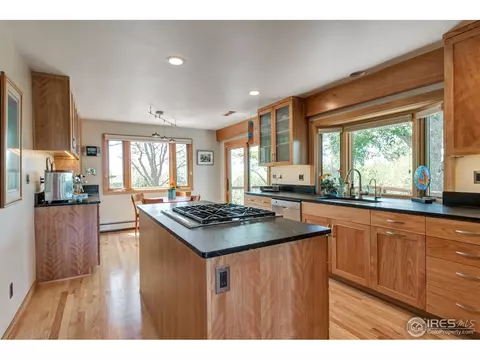 7356 Panorama Dr, Boulder, CO 80303 photo 8