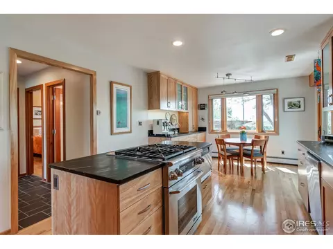 7356 Panorama Dr, Boulder, CO 80303 photo 10