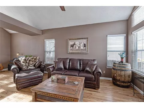 19005 E Chenango Cir, Aurora, CO 80015 photo 8