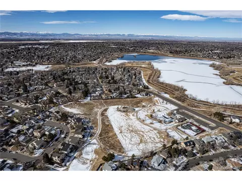 19005 E Chenango Cir, Aurora, CO 80015 photo 4