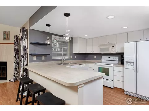 12573 E Pacific Cir #A, Aurora, CO 80014 photo 10