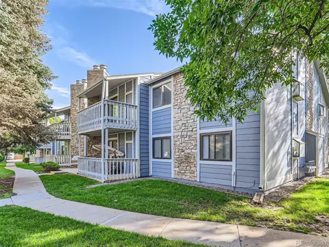 8335 Fairmount Dr #11-107, Denver, CO 80247