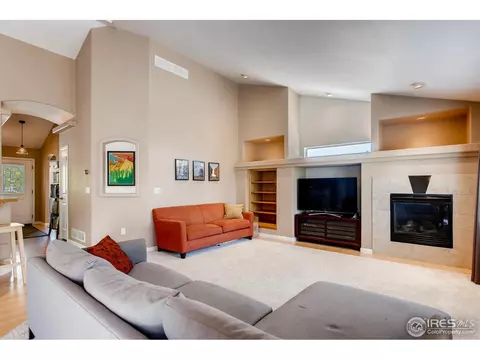 215 Redcloud Ave, Berthoud, CO 80513 photo 12