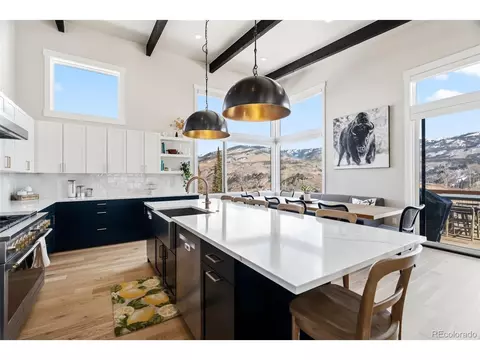 Kitchen - 283 Mckay Rd, Silverthorne, CO 80498 photo 3 of 5