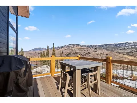 Exterior - 283 Mckay Rd, Silverthorne, CO 80498 photo 3 of 13