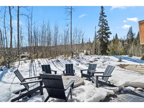 Exterior - 283 Mckay Rd, Silverthorne, CO 80498 photo 8 of 13