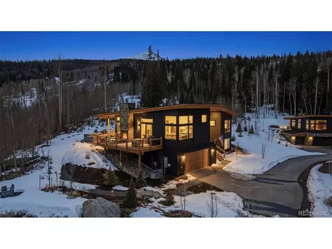 Exterior - 283 Mckay Rd, Silverthorne, CO 80498 photo 2 of 13