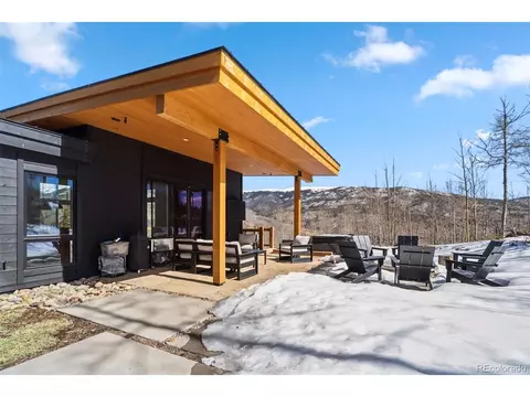 Exterior - 283 Mckay Rd, Silverthorne, CO 80498 photo 6 of 13