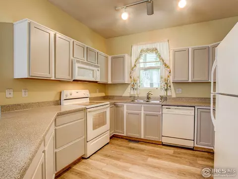 5836 Canyon St, Frederick, CO 80504 photo 8