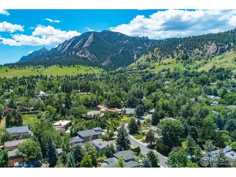 1058 Rosehill Dr, Boulder, CO 80302 photo 3