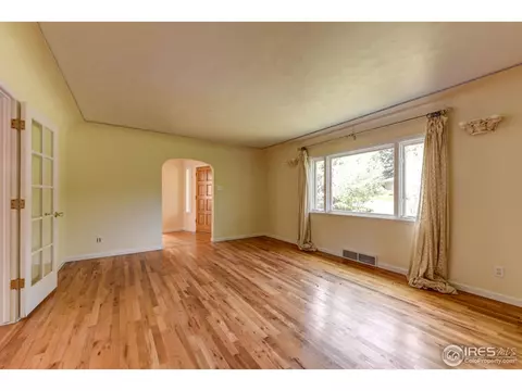 1058 Rosehill Dr, Boulder, CO 80302 photo 4
