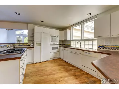 1058 Rosehill Dr, Boulder, CO 80302 photo 9