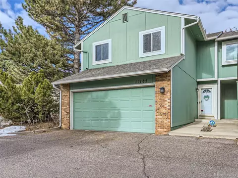 11185 E Linvale Dr, Aurora, CO 80014