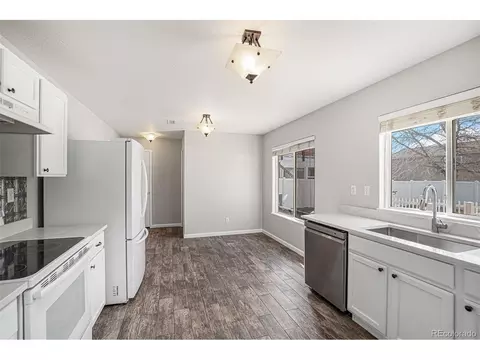 21602 E 50th Pl, Denver, CO 80249 photo 2