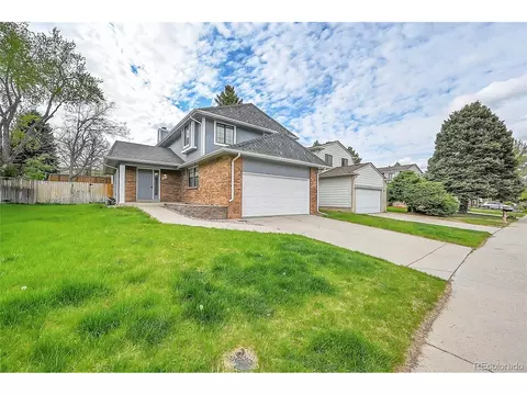 5621 S Lansing Ct, Englewood, CO 80111
