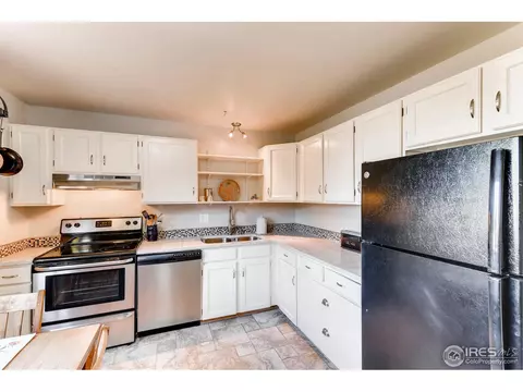 7602 Aberdeen Way, Boulder, CO 80301 photo 6