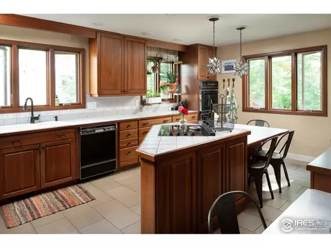 6986 Hunter Pl, Boulder, CO 80301 photo 6