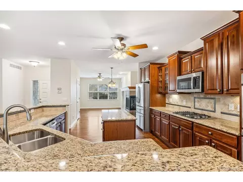 8804 E 151st Ct, Thornton, CO 80602 photo 14