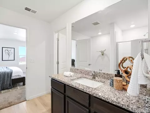 Bath - 7384 Blue River Ave, Frederick, CO 80530 photo 2 of 4