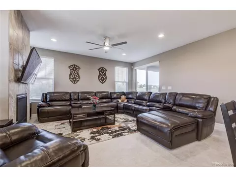 2002 S Cathay Way, Aurora, CO 80013 photo 13