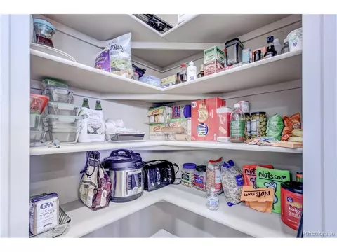 2002 S Cathay Way, Aurora, CO 80013 photo 10