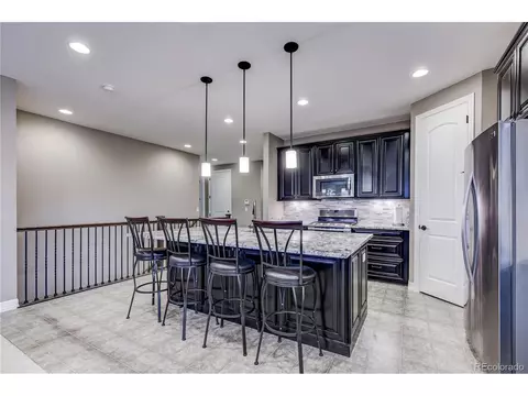 2002 S Cathay Way, Aurora, CO 80013 photo 4