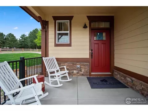 2001 Aster Ln, Lafayette, CO 80026 photo 2