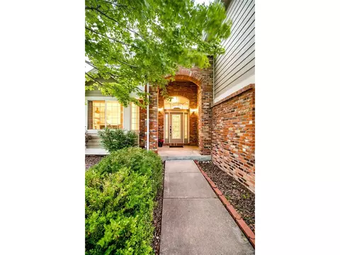 15034 E Maplewood Dr, Centennial, CO 80016 photo 3