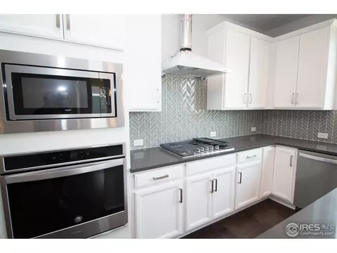8157 Eagle Dr, Greeley, CO 80634 photo 5