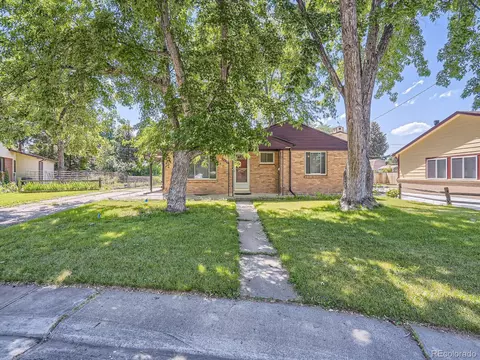 5635 Dudley St, Arvada, CO 80002