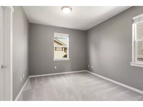 Bedroom - 9901 E 26th Ave, Denver, CO 80238 photo 2 of 5