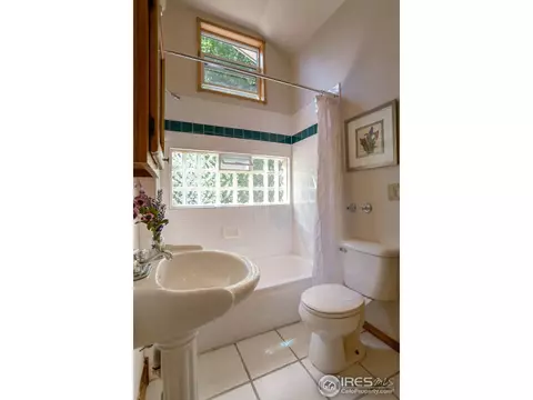 2444 Mapleton Ave, Boulder, CO 80304 photo 13