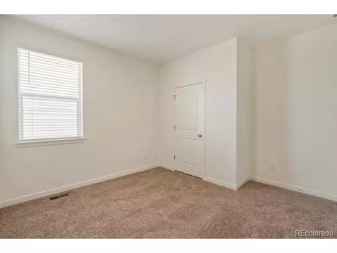 45822 Laceleaf Dr, Bennett, CO 80102 photo 7