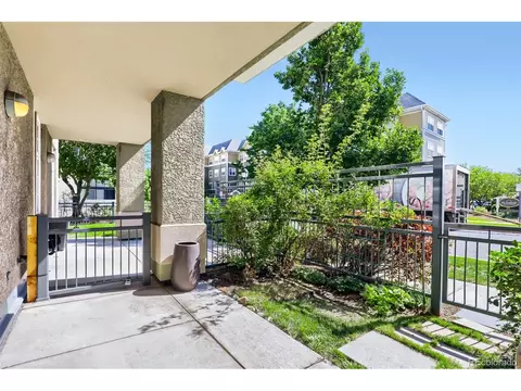 Exterior - 275 S Harrison St #107, Denver, CO 80209 photo 4 of 7