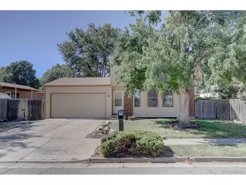 17184 E Wagontrail Pkwy, Aurora, CO 80015