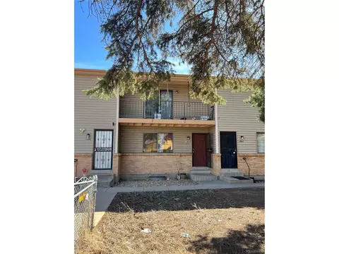 1904 Eagle St, Aurora, CO 80011 photo 1