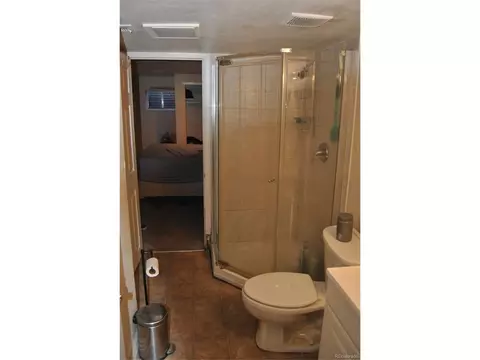 1904 Eagle St, Aurora, CO 80011 photo 17