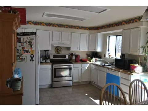1904 Eagle St, Aurora, CO 80011 photo 3