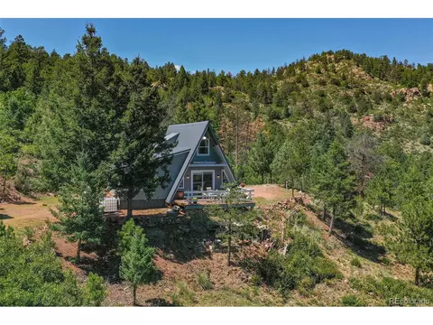 853 Navajo Dr, Florissant, CO 80816