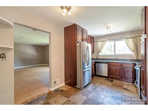 985 E Costilla Way, Centennial, CO 80122 photo 4