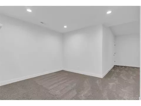 Undisclosed, Denver, CO 80238 photo 29