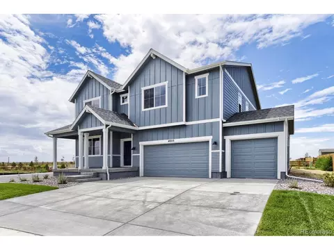 Exterior - 46515 Sunrise Ct, Bennett, CO 80102 photo 2 of 7