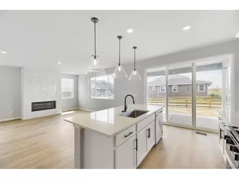 Kitchen - 46515 Sunrise Ct, Bennett, CO 80102 photo 3 of 3