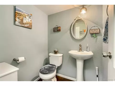 25800 E Byers Pl, Aurora, CO 80018 photo 11